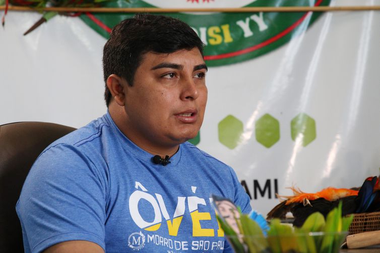  O presidente do Conselho Distrital de Saúde Indígena Yanomami e Ye