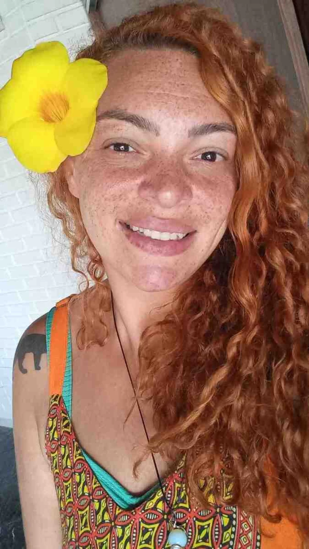 Neery Tharika se orgulha das suas pintinhas -