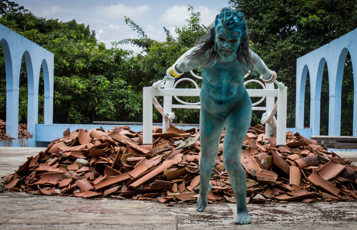 Performance de Lazúlli na oficina Corpo Ritual, em 2013/Crédito: Beth Moreira