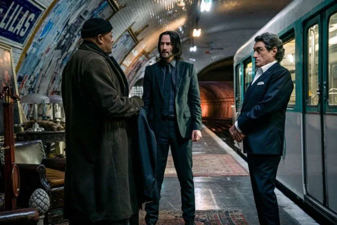 Laurence Fishburne, Keanu Reeves e Ian McShane, na quarta sequ&ecirc;ncia de John Wick -/Foto: Murray Close