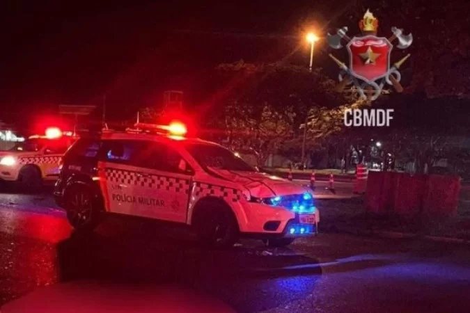 O caso foi atendido pelos bombeiros e a mulher morreu ainda no local do acidente/CBMDF/Divulgação O caso foi atendido pelos bombeiros e a mulher morreu ainda no local do acidente/CBMDF/Divulgação