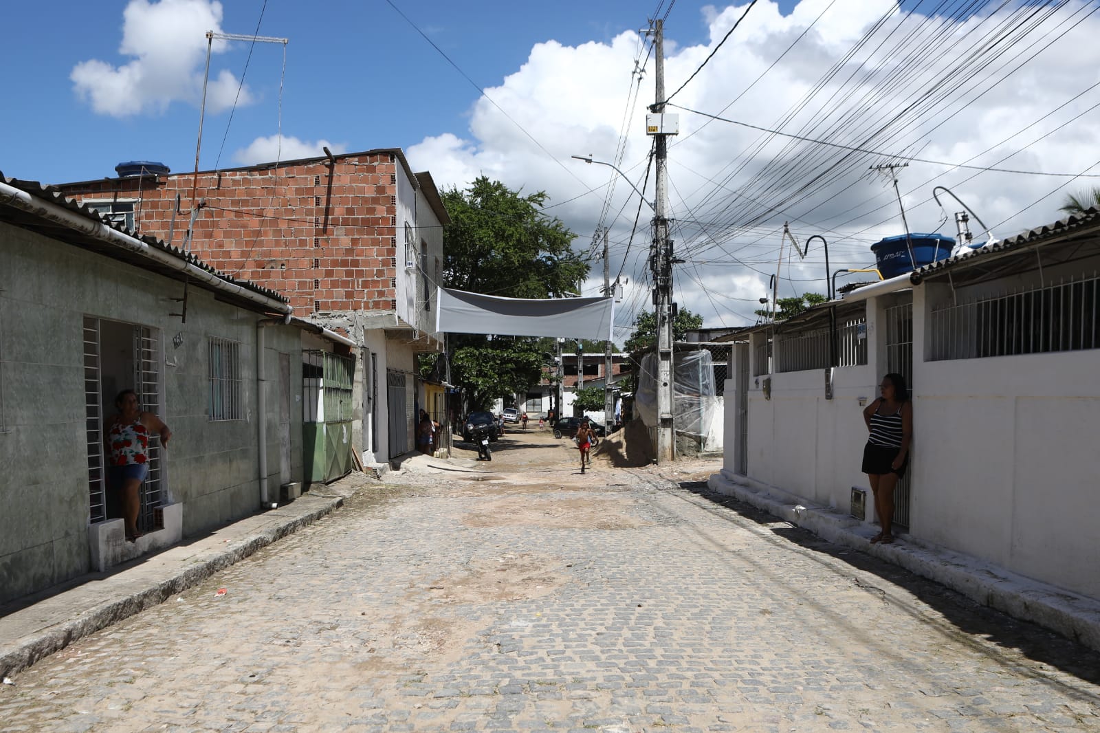 Programa Rua Tinindo, vai requalificar cerca de 150 ruas nos pr&oacute;ximos dois anos, com um investimento de mais de R$ 120 milh&otilde;es/Foto: Wagner Ramos/Prefeitura do Recife