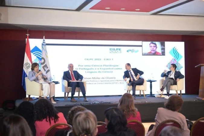Especialistas debatem na 2ª edição da Conferência Internacional das Língua Portuguesa e Espanhola (CILPE), realizada em Brasília/Foto: Rafael Vasconcelos/Divulgação