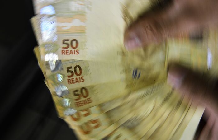 Voltado a pessoas de baixa renda, programa começa em julho/Crédito: Marcello Casal Jr/Agência Brasil Voltado a pessoas de baixa renda, programa começa em julho/Crédito: Marcello Casal Jr/Agência Brasil