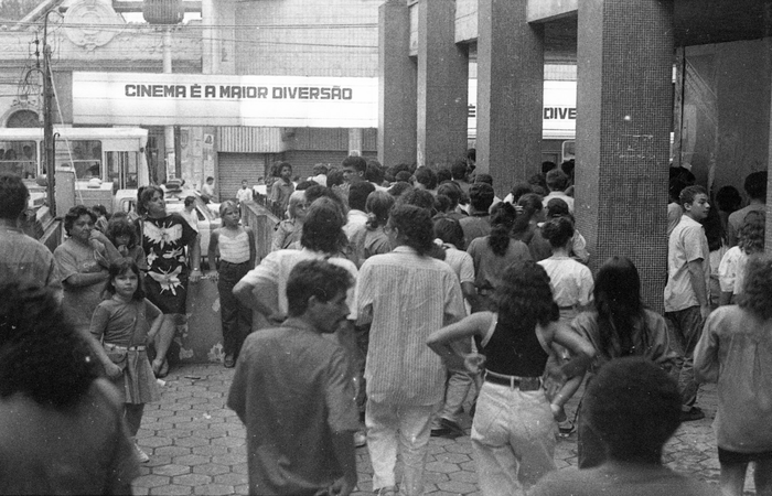 O extinto Cine Veneza, localizado na Rua do Hospício, é um dos cinemas homenageados em 'Retratos Falados'/Crédito: Divulgação O extinto Cine Veneza, localizado na Rua do Hospício, é um dos cinemas homenageados em 'Retratos Falados'/Crédito: Divulgação