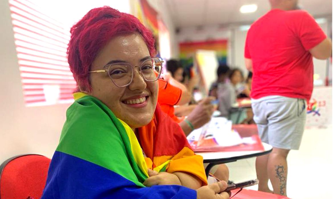 No Mês do Orgulho, psicóloga de 29 anos conversou com a Agência Brasil/Arquivo Pessoal
