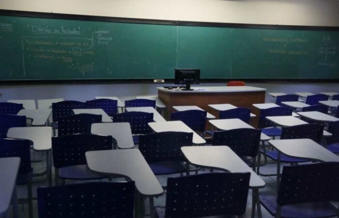 Consulta pública e suspensão da implementação do novo modelo educacional se encerra nesta quinta-feira (6/7)/Crédito: Agência Brasil Consulta pública e suspensão da implementação do novo modelo educacional se encerra nesta quinta-feira (6/7)/Crédito: Agência Brasil