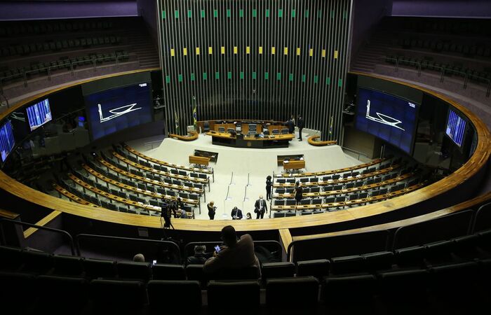 Deputados e governadores ainda negociam pontos do texto/Crédito: Antonio Cruz/Agência Brasil Deputados e governadores ainda negociam pontos do texto/Crédito: Antonio Cruz/Agência Brasil