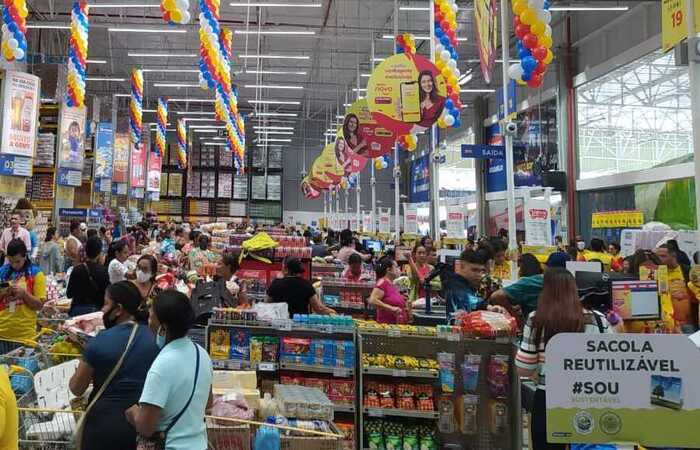 Rede atacadista conta com 23 lojas espalhadas por Pernambuco/ Rede atacadista conta com 23 lojas espalhadas por Pernambuco/