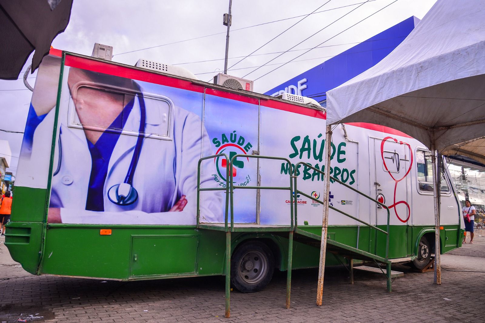 Os atendimentos são prestados em Ônibus da Saúde, contando com atendimentos de urologistas e clínicos gerais a partir desta quarta (9) até sexta (11)/Divulgação