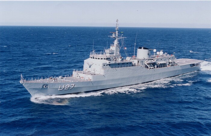 O Navio NE %u201CBrasil%u201D (U-27)./Foto: Divulgação. O Navio NE %u201CBrasil%u201D (U-27)./Foto: Divulgação.