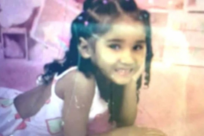 Eloá Passos, de 5 anos, foi atingida dentro de casa por uma bala perdida/Foto: Reprodução/Redes Sociais Eloá Passos, de 5 anos, foi atingida dentro de casa por uma bala perdida/Foto: Reprodução/Redes Sociais