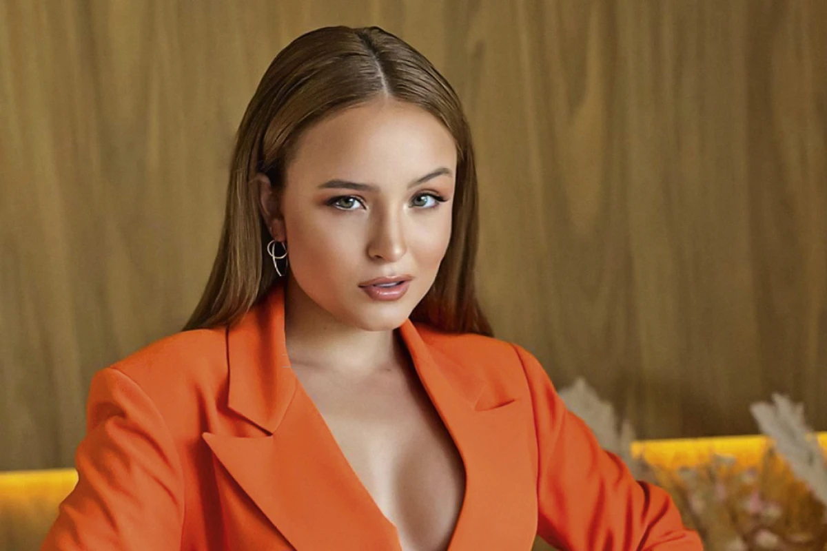 Além dos salários, fortuna de Larissa Manoela advém de licenciamento, roytalties, música e publicidade/foto: Reprodução/redes sociais Além dos salários, fortuna de Larissa Manoela advém de licenciamento, roytalties, música e publicidade/foto: Reprodução/redes sociais