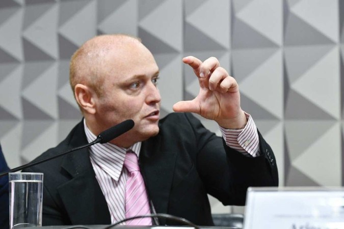 O pronunciamento da OAB foi um esclarecimento a uma frase dita pelo hacker Walter Delgatti, nesta quinta, durante a CPMI que apura os atos golpistas no 8 de janeiro deste ano/foto: Geraldo Magela/Agência Senado O pronunciamento da OAB foi um esclarecimento a uma frase dita pelo hacker Walter Delgatti, nesta quinta, durante a CPMI que apura os atos golpistas no 8 de janeiro deste ano/foto: Geraldo Magela/Agência Senado
