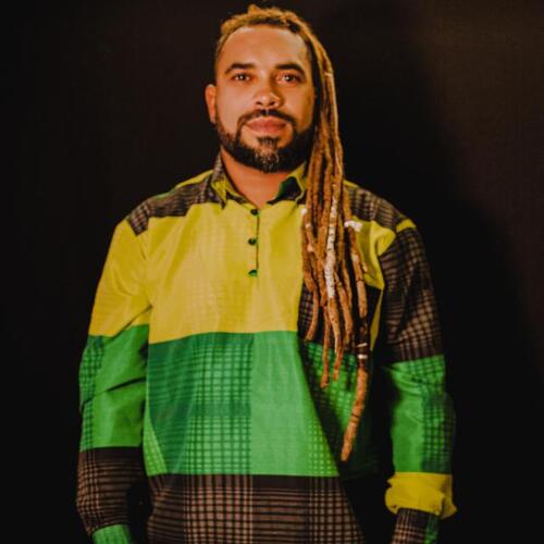 Wilker Brasileiro está em carreira solo e traz para o público o mais novo projeto Reggae Praiano