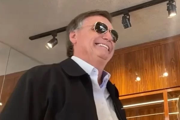 Ex-presidente Bolsonaro (PL), relembrou caso das joias sauditas/Reprodução/Redes sociais