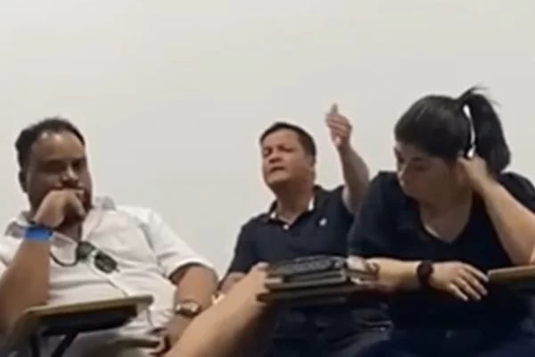 Durante palestra, um aluno fez diversas declarações racistas contra indígenas/Foto: Reprodução/Redes sociais Durante palestra, um aluno fez diversas declarações racistas contra indígenas/Foto: Reprodução/Redes sociais