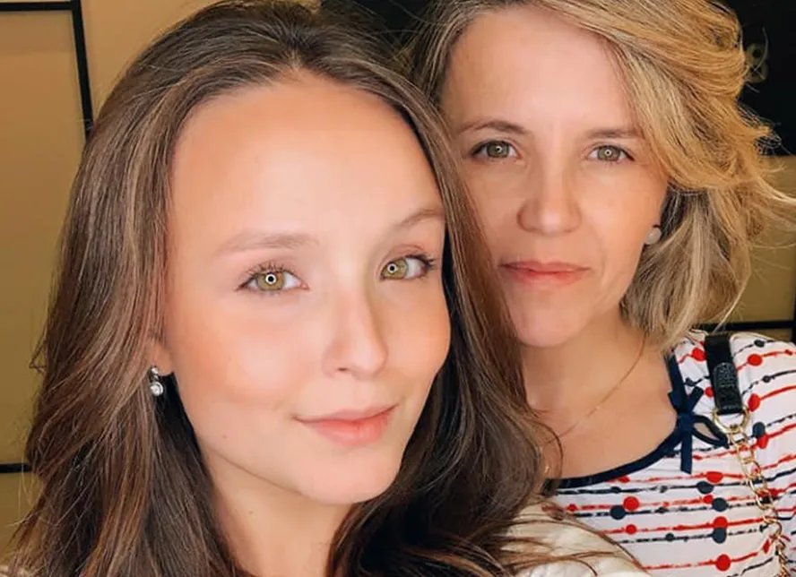 Silvana Taques afirma que a personalidade forte de Larissa Manoela gerava discordância entre as duas/foto: Reprodução/Instagram Silvana Taques afirma que a personalidade forte de Larissa Manoela gerava discordância entre as duas/foto: Reprodução/Instagram