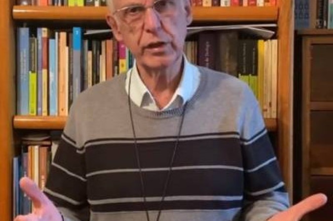 O padre Julio Lancellotti atua na Paróquia São Miguel Arcanjo, localizada no estado de São Paulo