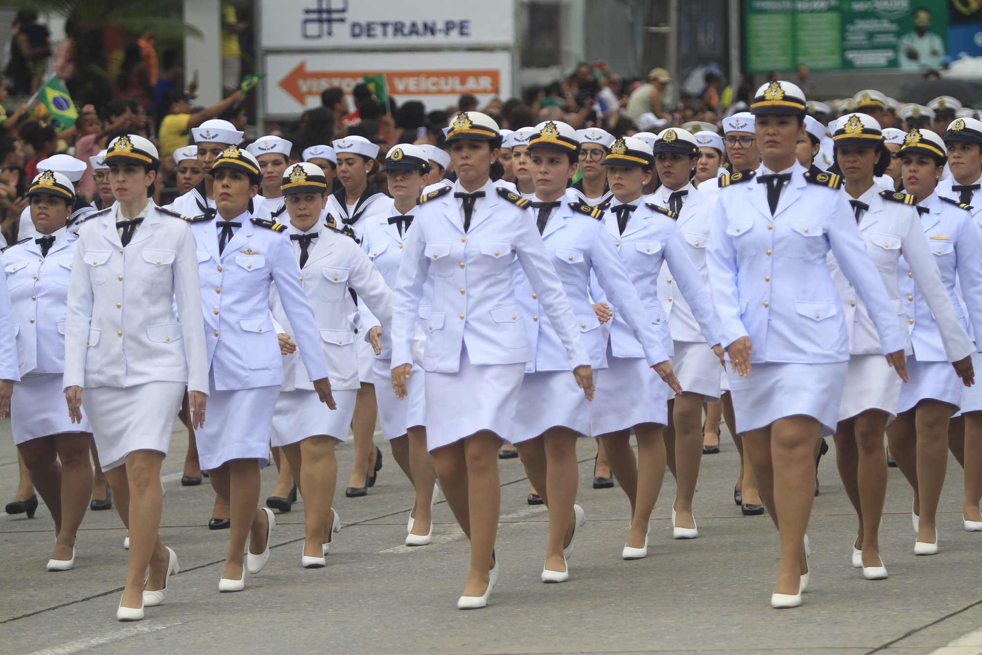 Regimento feminino da Marinha