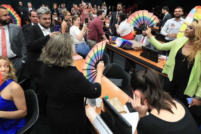 O PL altera o Código Civil e proíbe a equiparação das uniões homoafetivas ao casamento/foto: Lula Marques/Agência Brasil O PL altera o Código Civil e proíbe a equiparação das uniões homoafetivas ao casamento/foto: Lula Marques/Agência Brasil