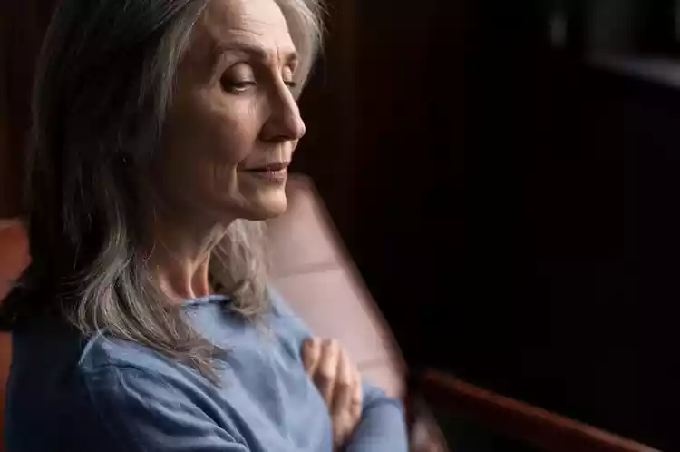 O Alzheimer é uma doença neurodegenerativa progressiva que afeta milhões de pessoas em todo o mundo/foto: Freepik O Alzheimer é uma doença neurodegenerativa progressiva que afeta milhões de pessoas em todo o mundo/foto: Freepik
