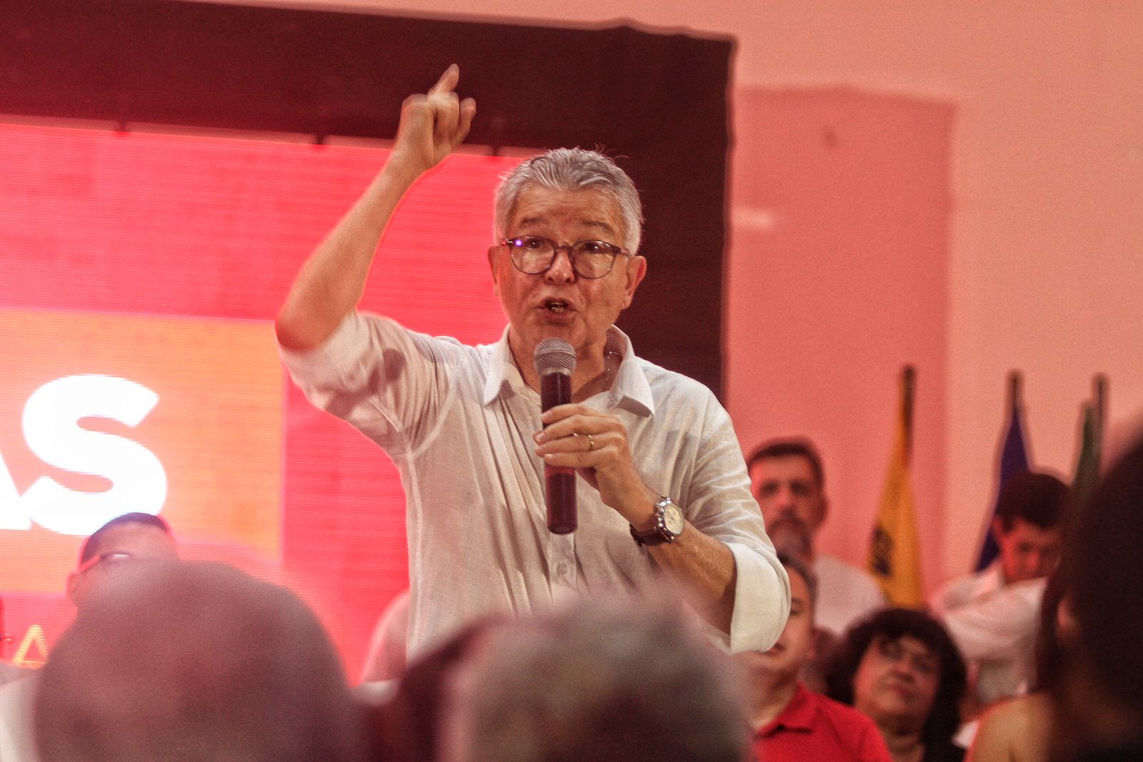 O ex-prefeito de Jaboatão, agora no PT, buscará seu terceiro mandato em Jaboatão