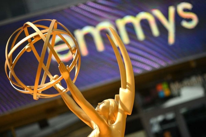 Uma estátua do Emmyno tapete vermelho antes da 74ª edição Emmy Awards em 12 de setembro de 2022/foto: Chris DELMAS/AFP Uma estátua do Emmyno tapete vermelho antes da 74ª edição Emmy Awards em 12 de setembro de 2022/foto: Chris DELMAS/AFP
