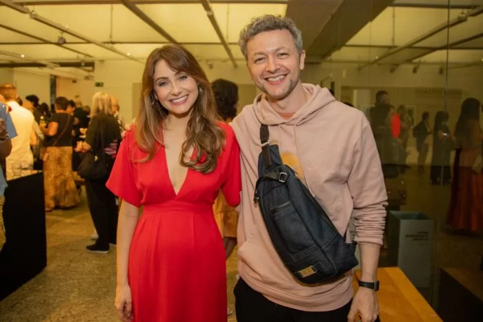 Após desabafo, atriz ganhou o apoio de Sandy e Lucas/foto: Reprodução Após desabafo, atriz ganhou o apoio de Sandy e Lucas/foto: Reprodução