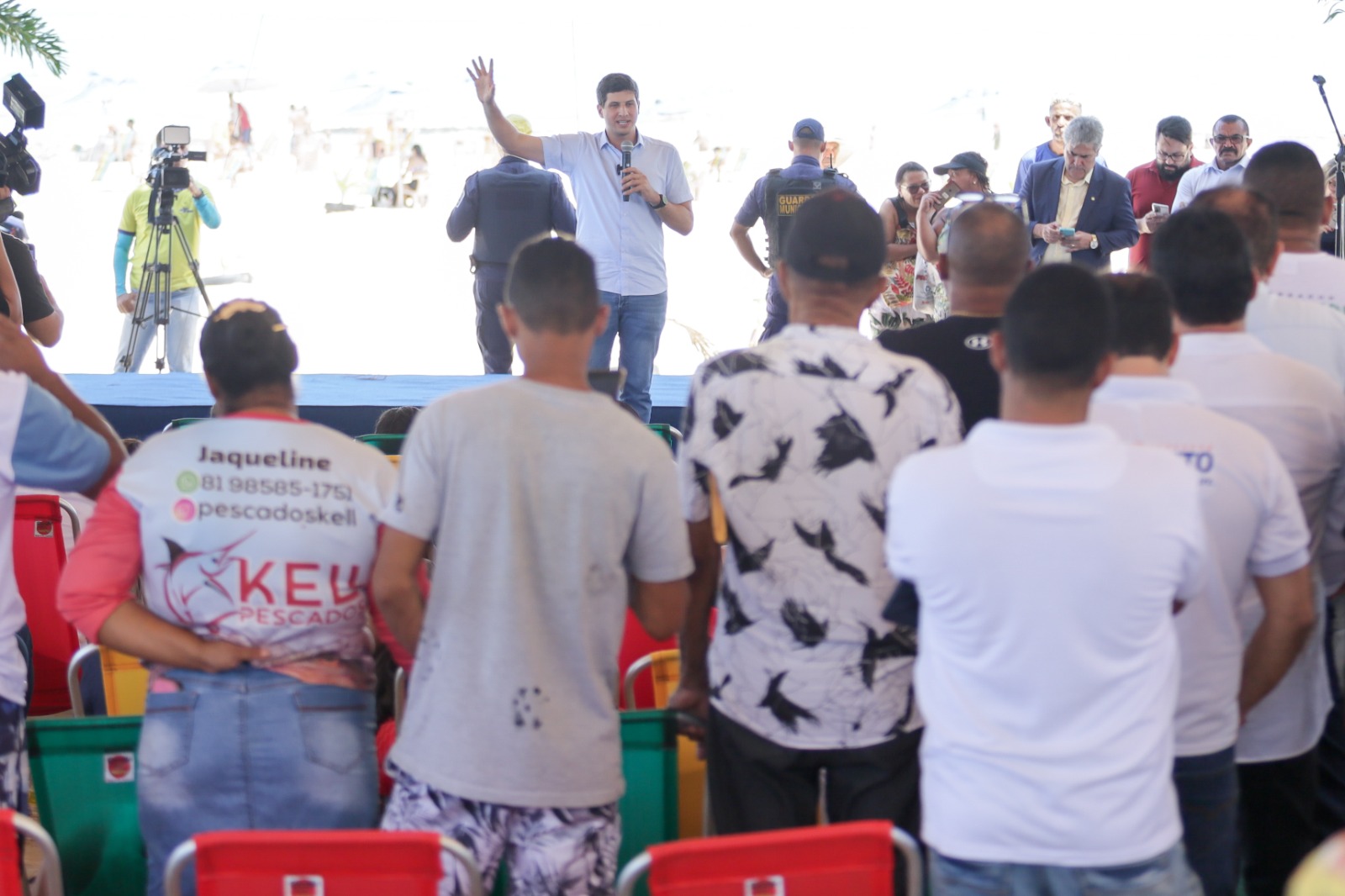 Prefeito afirma que as obras vêm para trazer melhorias em pontos estratégicos da orla