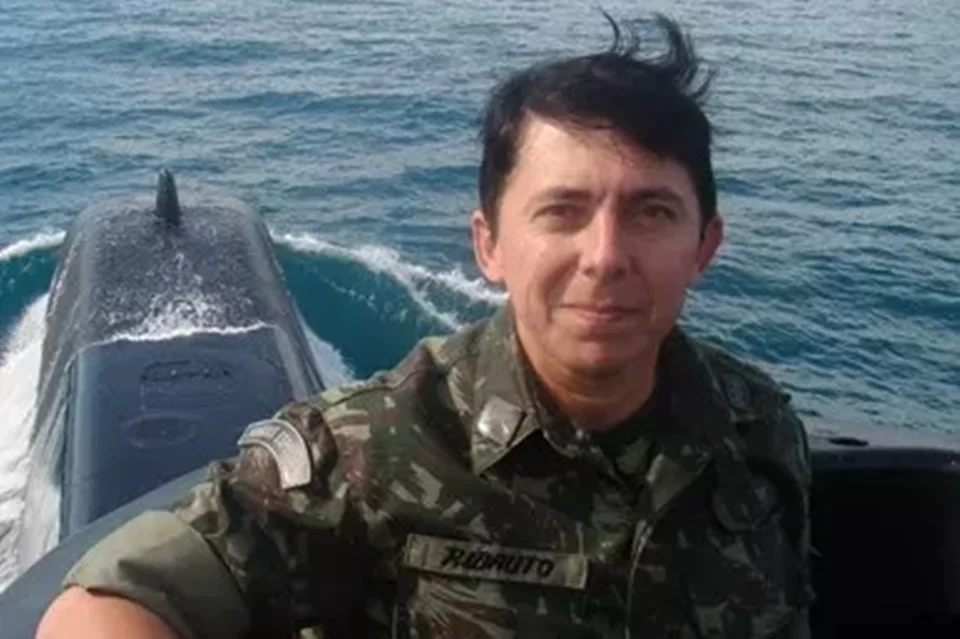 O general também já defendeu, em suas redes sociais, um golpe de Estado e disse que ''morreria e mataria'' pelo Brasil/Redes sociais/Reprodução