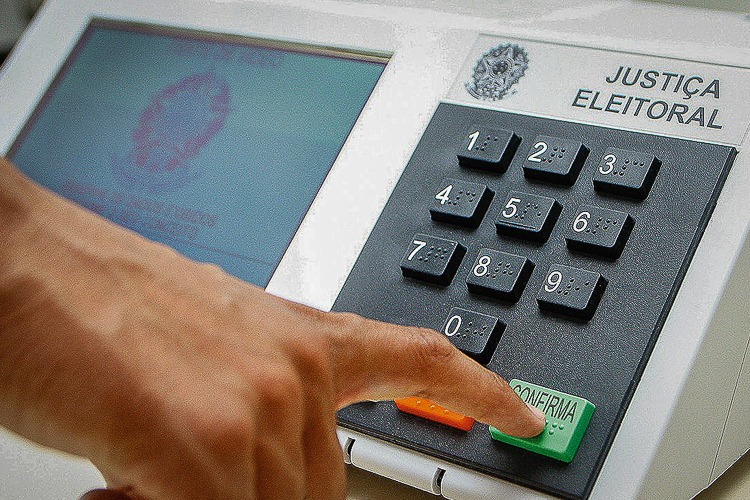 Diante da importância do pleito, o Ministério Público de Pernambuco (MPPE) divulgou uma série de recomendações para garantir o direito de acessibilidade, transporte, seguridade e transparência. O Diario de Pernambuco traz para o leitor um guia de recomendações./Foto: Divulgação Diante da importância do pleito, o Ministério Público de Pernambuco (MPPE) divulgou uma série de recomendações para garantir o direito de acessibilidade, transporte, seguridade e transparência. O Diario de Pernambuco traz para o leitor um guia de recomendações./Foto: Divulgação