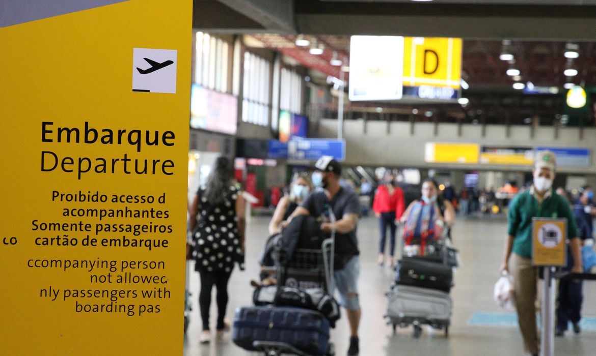 Após o programa começar no Brasil, a ideia é ter uma versão com passagens internacionais/foto: Rovena Rosa/Agência Brasil Após o programa começar no Brasil, a ideia é ter uma versão com passagens internacionais/foto: Rovena Rosa/Agência Brasil