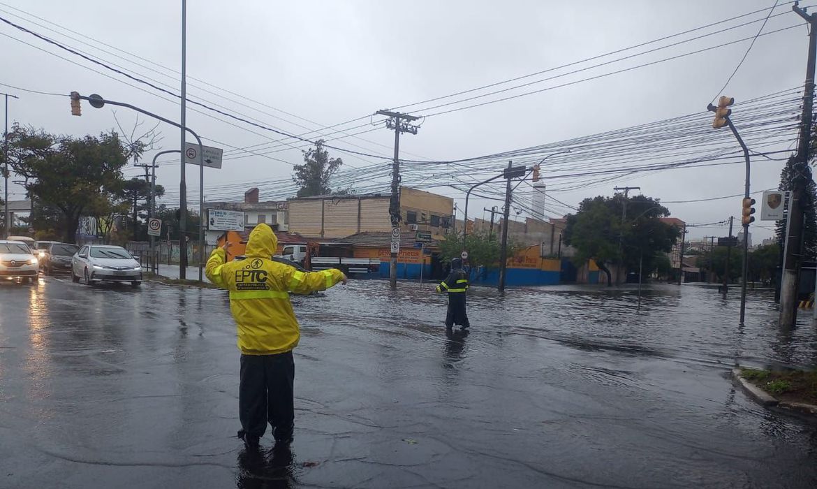 Um dos efeitos de El Niño é o aumento de chuvas no Sul do país (Foto: Prefeitura POA/Divulgação) Um dos efeitos de El Niño é o aumento de chuvas no Sul do país/Foto: Prefeitura POA/Divulgação