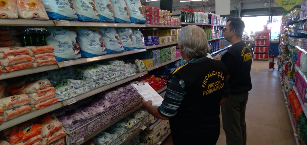 Procon visitou supermercados do Grande Recife/Foto: Procon/Divulgação