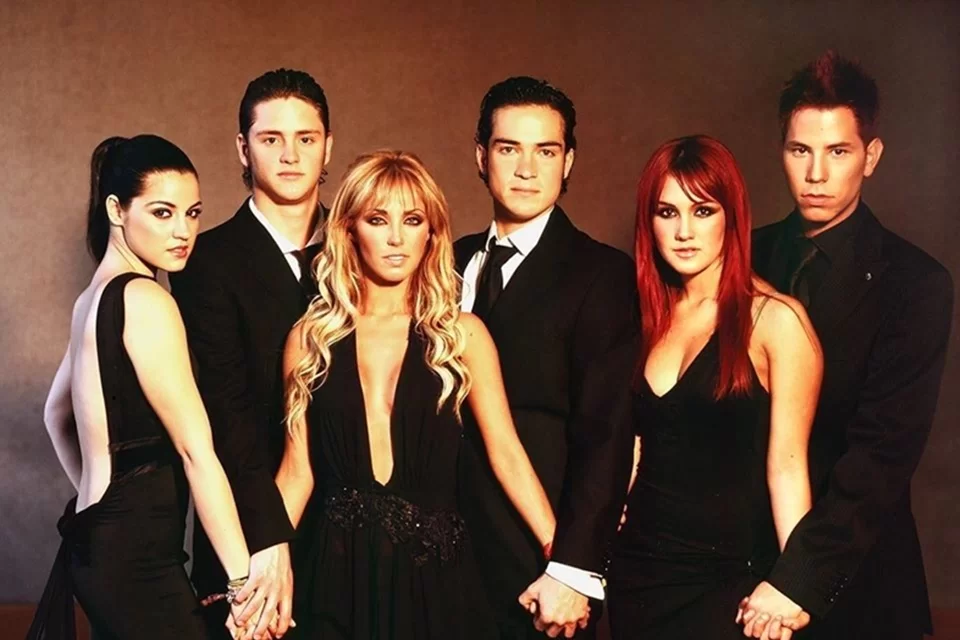 Neste mesmo dia, há 19 anos, era lançada no México a novela "Rebelde"/Foto: Divulgação Neste mesmo dia, há 19 anos, era lançada no México a novela "Rebelde"/Foto: Divulgação