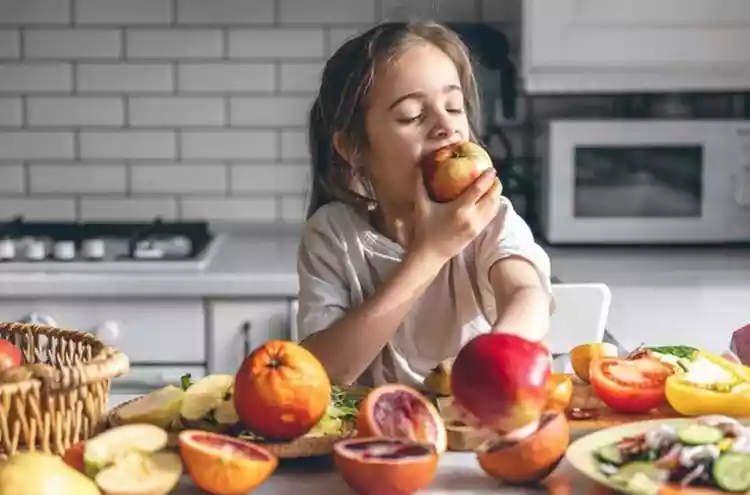 A escolha deve ser sempre por produtos frescos ao invés dos industrializados/foto: Freepik A escolha deve ser sempre por produtos frescos ao invés dos industrializados/foto: Freepik