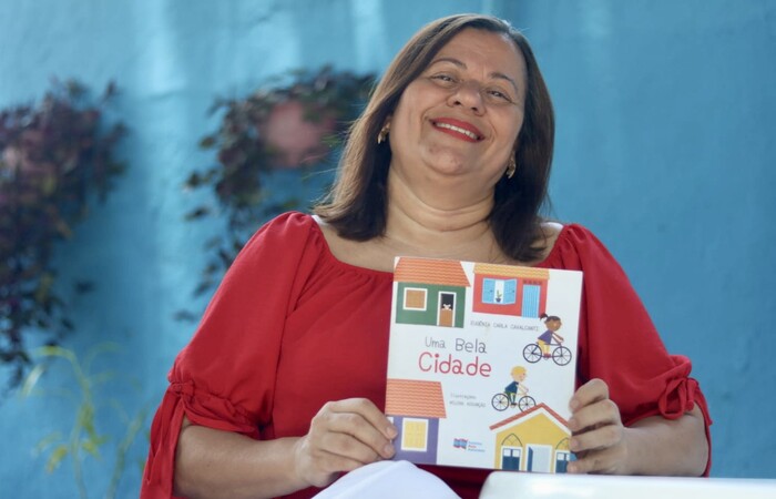 Livro uma Bela Cidade, da pernambucana Eugênia Cavalcanti, busca desenvolver na criança a importância da participação na Política para garantir a cidadania e uma cidade melhor./Foto: Divulgação Livro uma Bela Cidade, da pernambucana Eugênia Cavalcanti, busca desenvolver na criança a importância da participação na Política para garantir a cidadania e uma cidade melhor./Foto: Divulgação