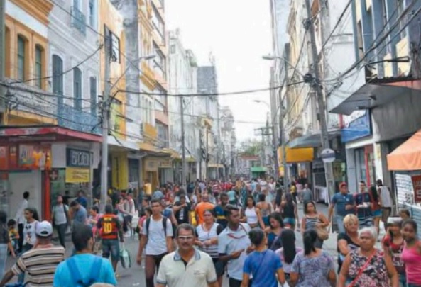 Percepção da CDL assinala que empresários vêm adiando planos/Arquivo/DP