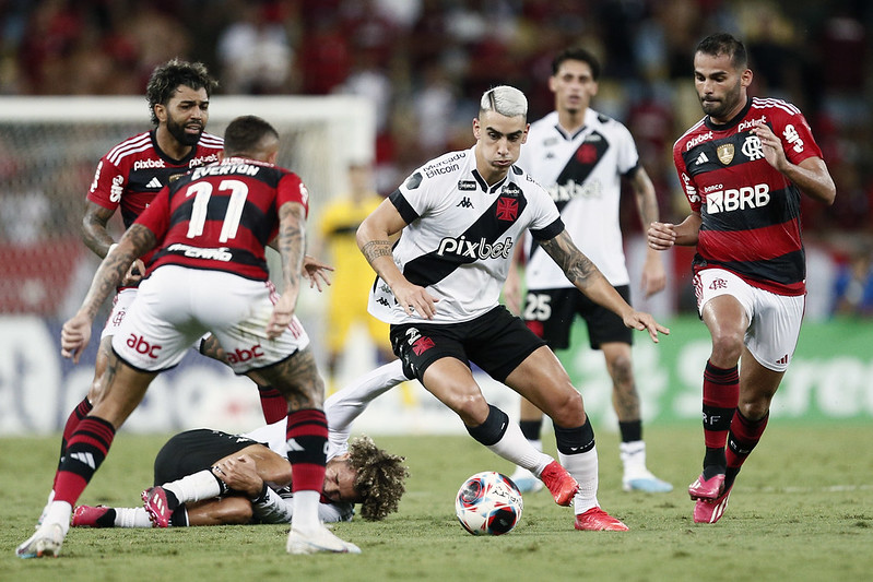 Veja onde assistir ao vivo jogo do Flamengo e Vasco/Foto: Daniel RAMALHO/VASCO Veja onde assistir ao vivo jogo do Flamengo e Vasco/Foto: Daniel RAMALHO/VASCO