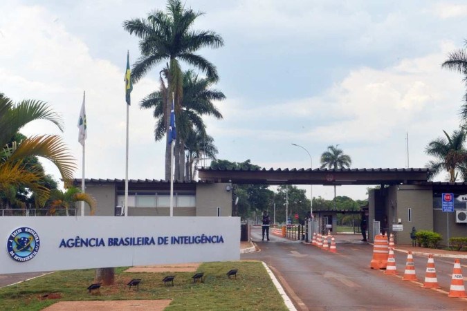 Estrutura da Abin teria sido usada para espionar opositores do governo Bolsonaro