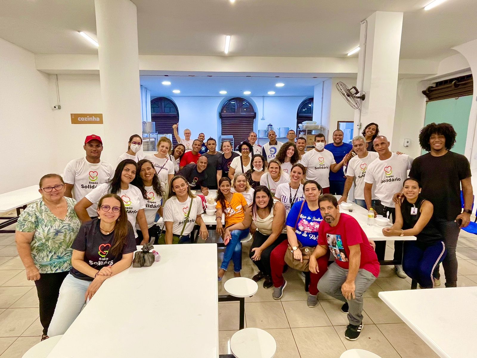 Como não tem sede oficial, voluntários se organizam na Igreja Exército de Salvação/Foto: Divulgação