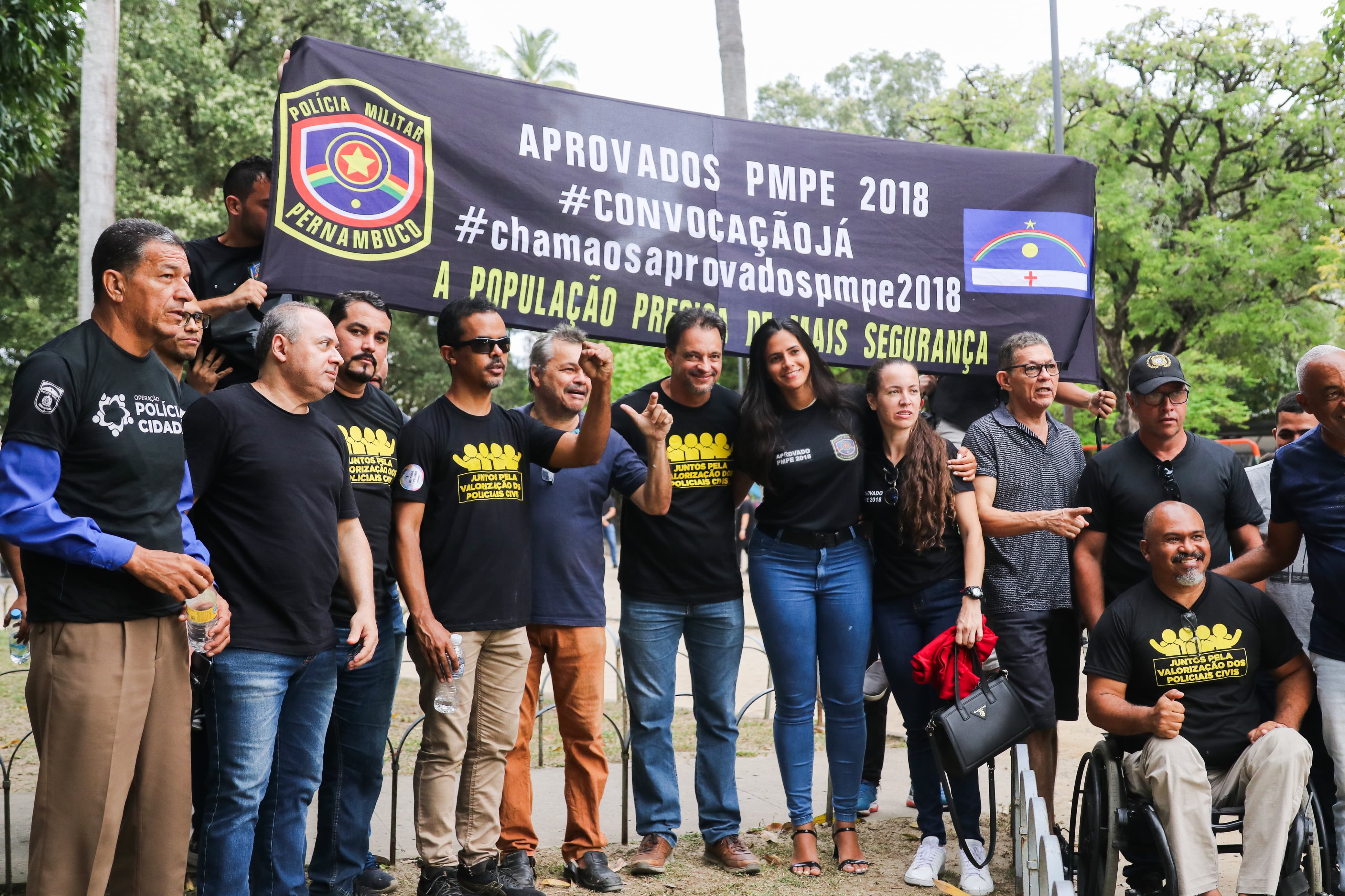 Concursados da PM também participaram da manifestação 