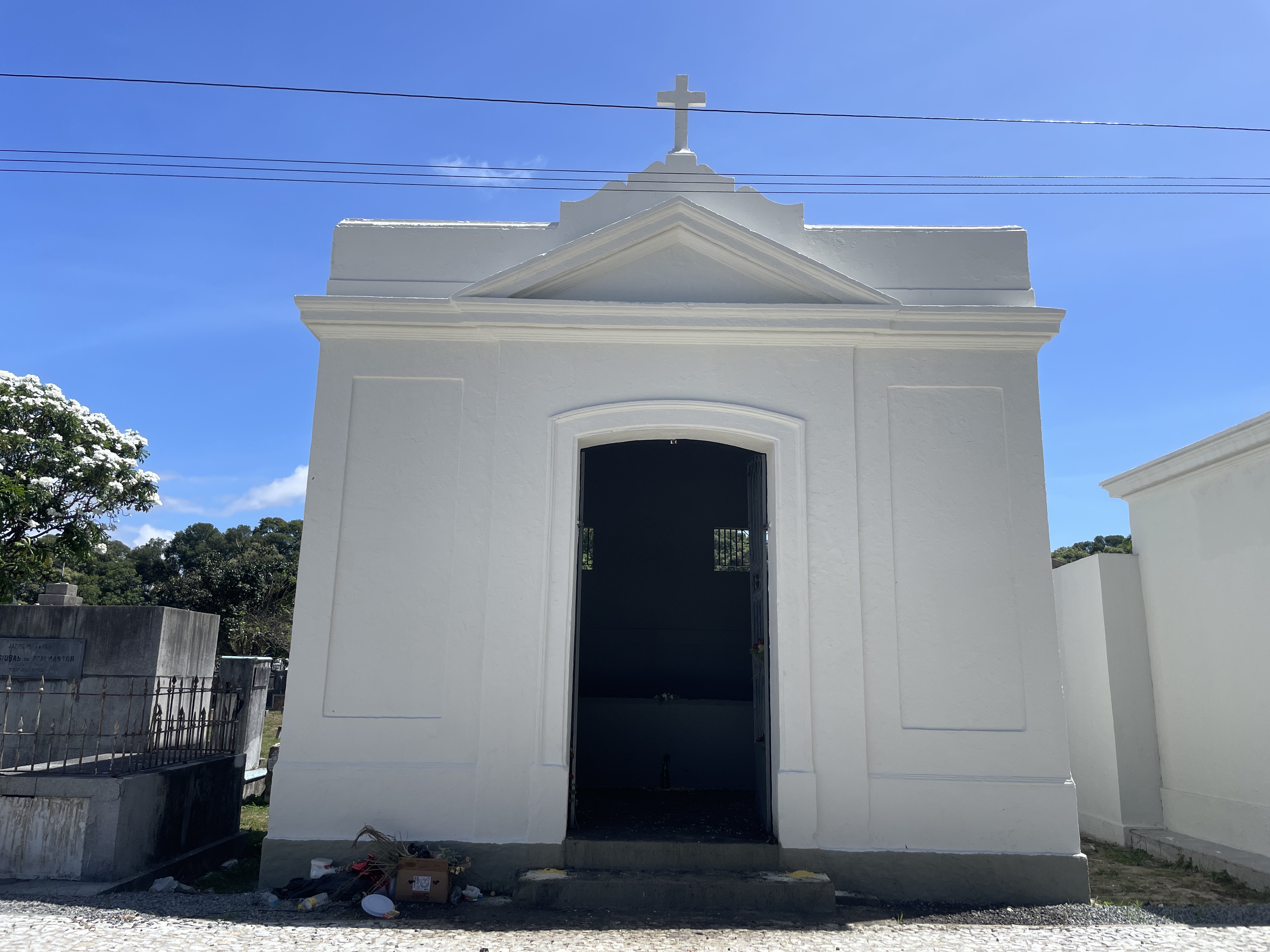 Estão programadas solenidades em vários locais, permitindo que as pessoas realizem suas homenagens.
