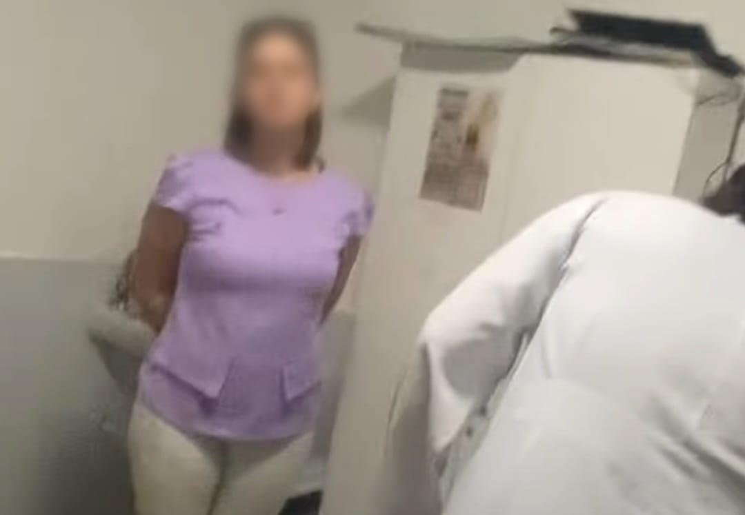 Paciente denunciou que esposa de médico a agrediu em consulta ginecológica/Foto: Reprodução/Rede Social Paciente denunciou que esposa de médico a agrediu em consulta ginecológica/Foto: Reprodução/Rede Social