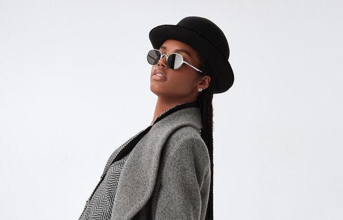 Com apenas 20 anos, Sabryna já desfilou com a coleção de Outono-Inverno da Emporio Armani/Crédito: Divulgação