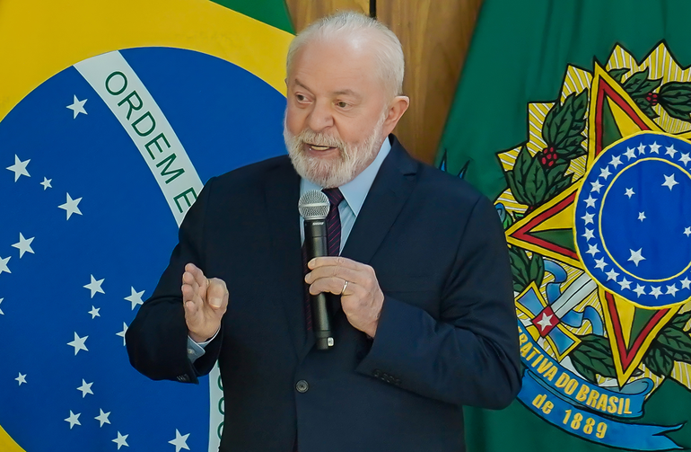 A lei é resultado de uma medida provisória encaminhada pelo Executivo para criar o Pacto Nacional pela Retomada de Obras e de Serviços de Engenharia/Foto: Rafa Neddermeyer/Agência Brasil