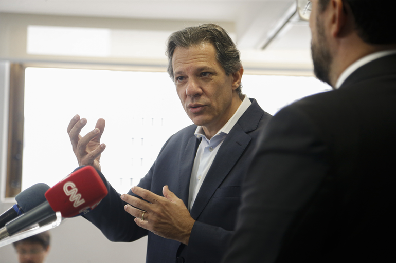 Segundo Haddad, mesmo não sendo perfeita, a reforma será um salto de qualidade significativo em relação ao sistema tributário atual/Créditos: Paulo Pinto/Agência Brasil