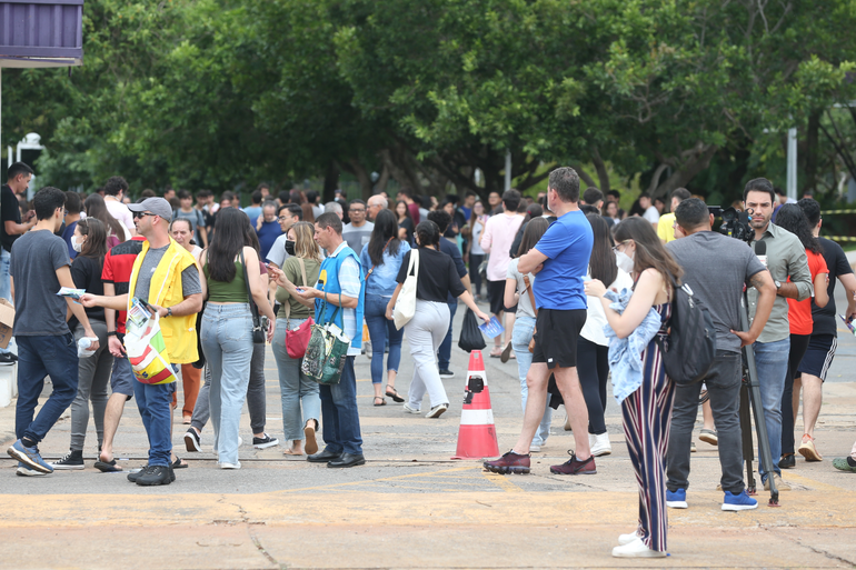 Na redação do Enem, os candidatos deverão fazer um texto dissertativo-argumentativo/Créditos: Valter Campanato/Agência Brasil Na redação do Enem, os candidatos deverão fazer um texto dissertativo-argumentativo/Créditos: Valter Campanato/Agência Brasil