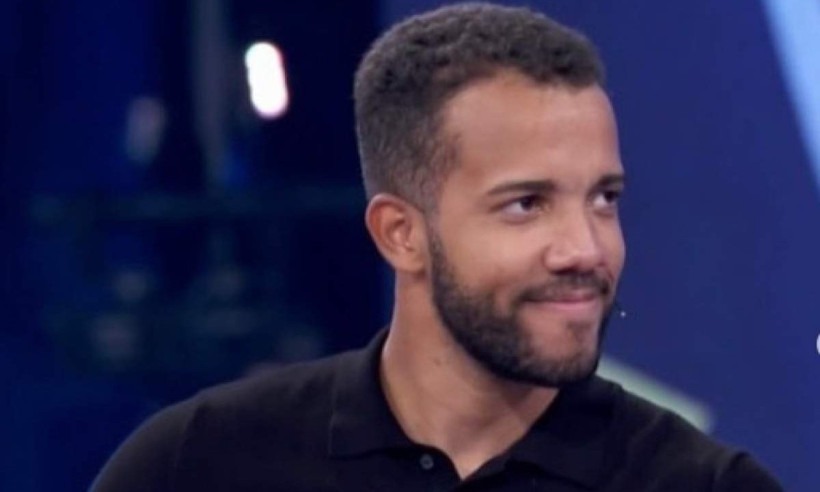 Arthur Abrantes também se destaca por ser o primeiro brasileiro negro a se formar em Harvard/créditos: Rperodução/ Instagram @arthuroabrantes Arthur Abrantes também se destaca por ser o primeiro brasileiro negro a se formar em Harvard/créditos: Rperodução/ Instagram @arthuroabrantes